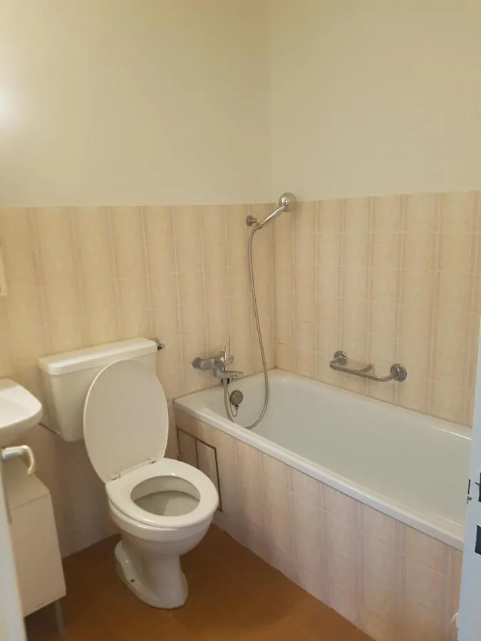 Appartamento Lovely 1-Bedroom Rental Unit With Bath Tub. Basilea